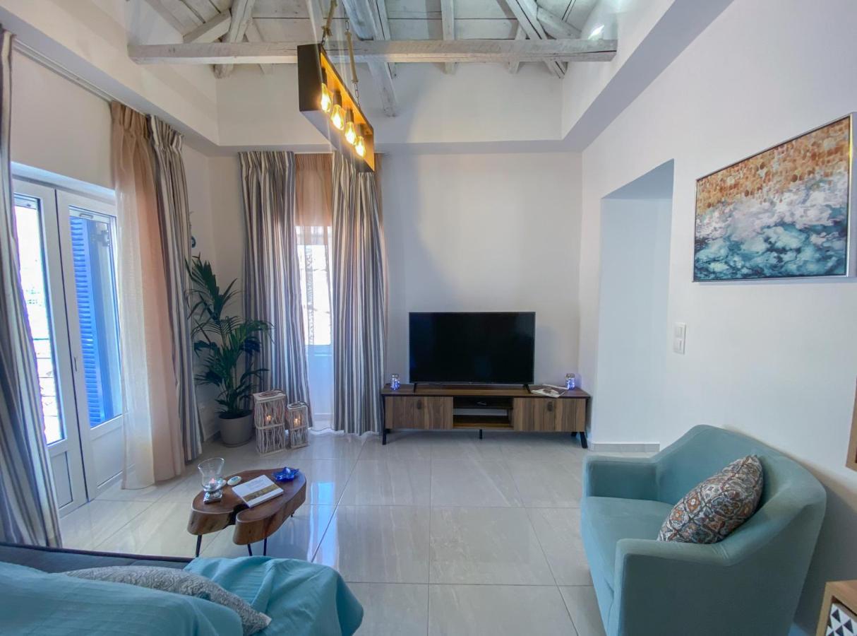 Camara Suite Poros Town Exterior foto